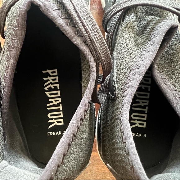 Youth Soccer cleats - Picture 4 of 9